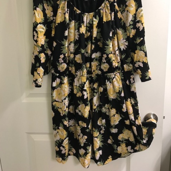 CUTE, AS U WISH ROMPER. - Picture 5 of 5